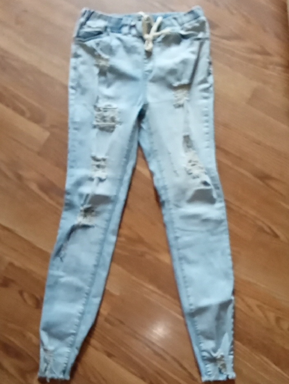 Light Wash Distressed Skinny Jeans with Drawstring Waist